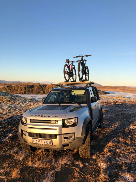 Land Rover Defender 110
